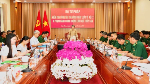 Kiểm tra công tác THPL về XLVPHC trong lĩnh vực thủy sản tại tỉnh Cà Mau